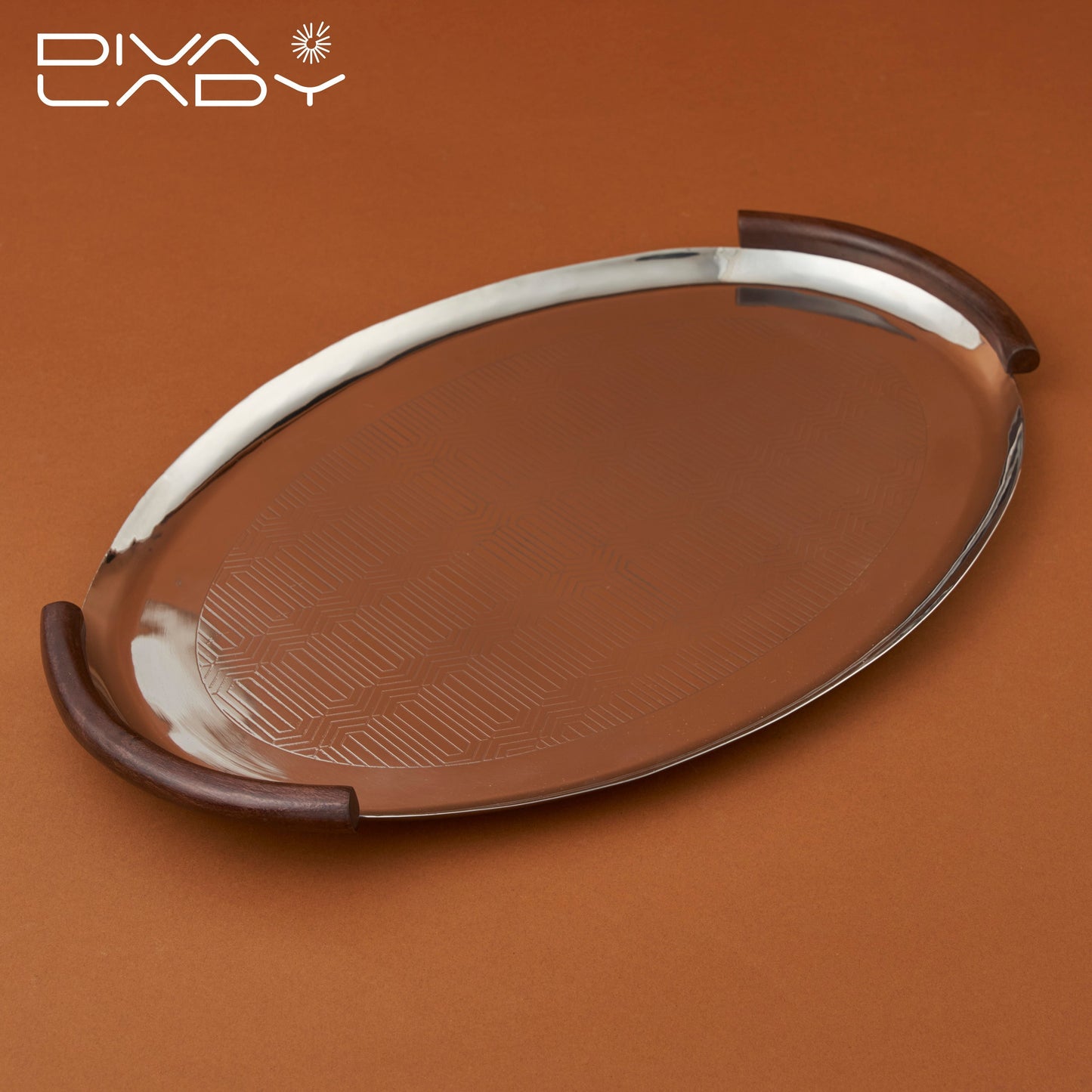 صينية بيضاوية