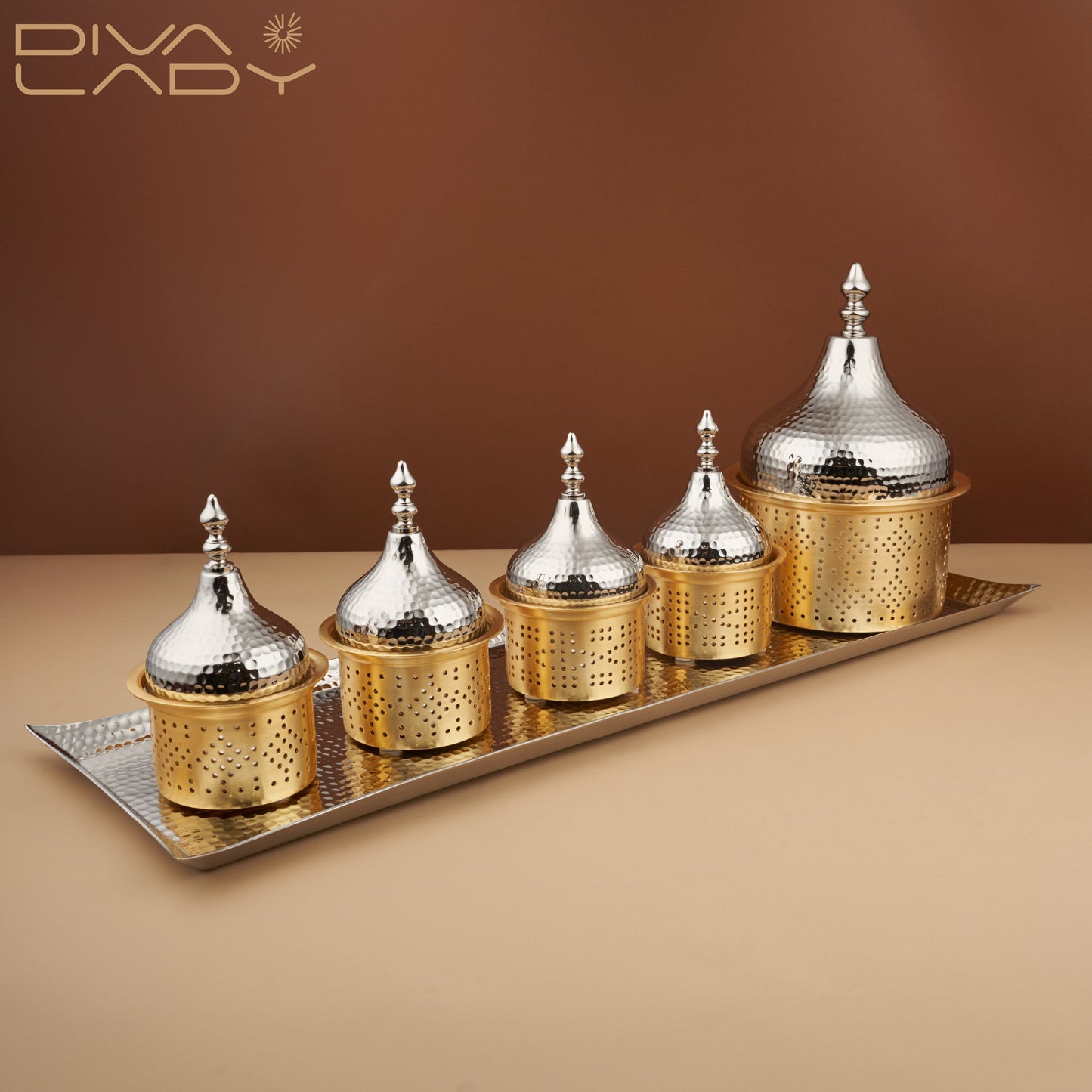 مجموعة تقديم Diva Lady
