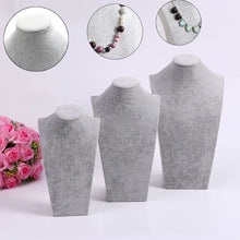 حامل عرض قلادة