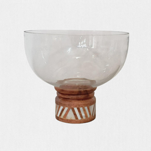 وعاء زجاجى صغير