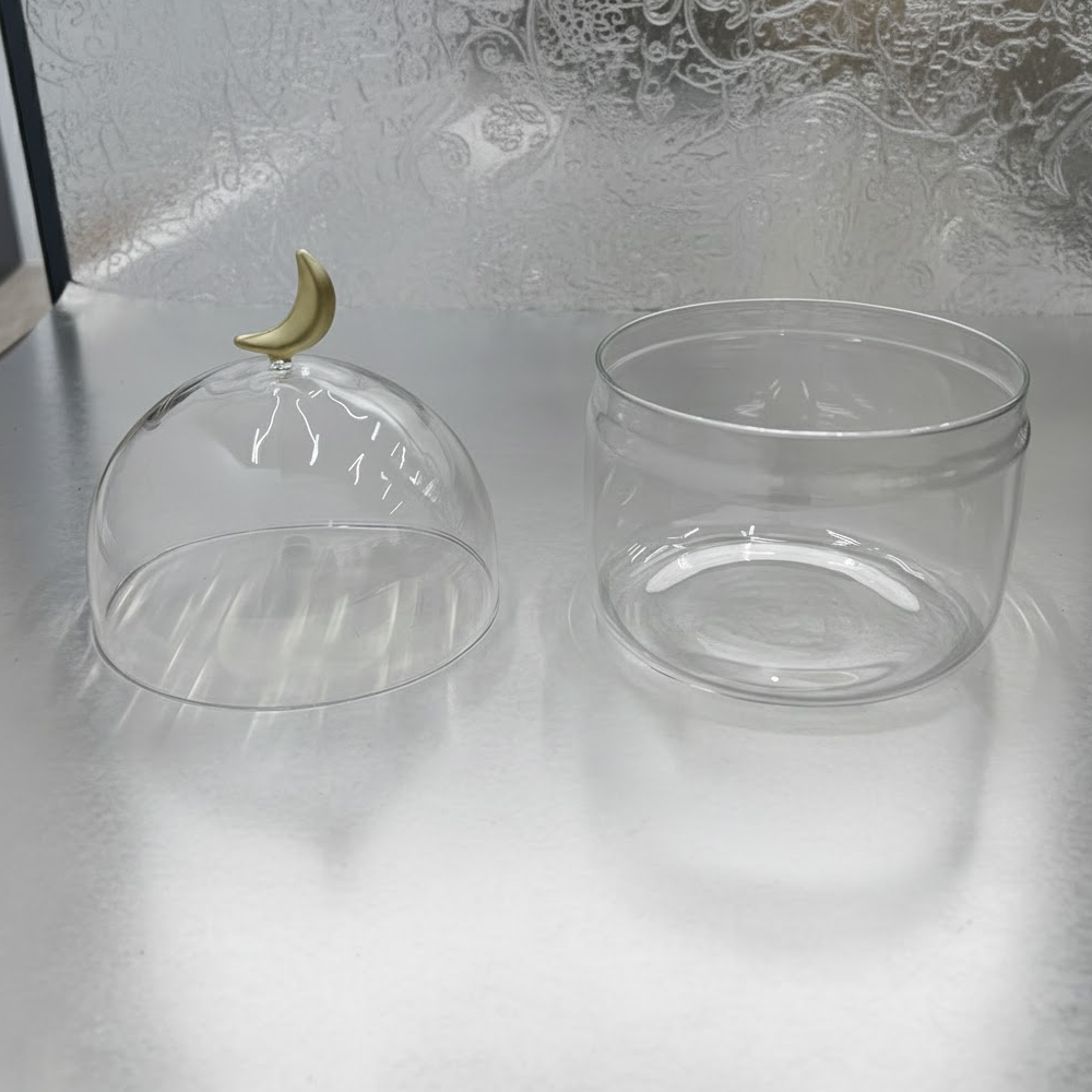 غرشة ضيافة زجاجية بغطاء هلال