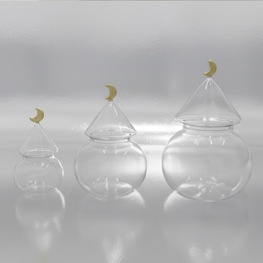 غرشة ضيافة زجاجية بغطاء هلال