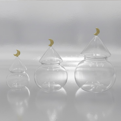 غرشة ضيافة زجاجية بغطاء هلال