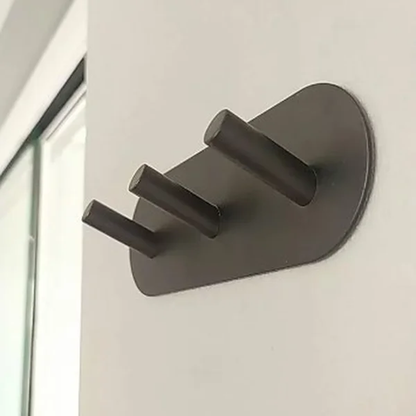 علاقة حائط لاصقة تثبيت عالي