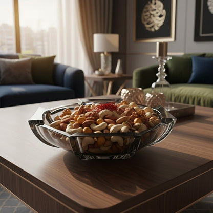 وعاء فواكه حديث من الكريستال على قاعدة