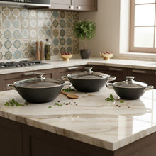 مقلاة ووك من الحديد الزهر - أسود