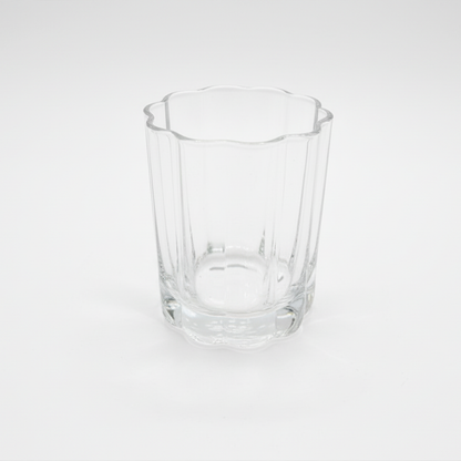 طقم أكواب زجاجية بسطح متعروج