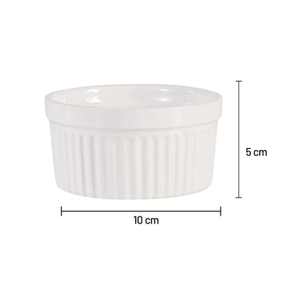 طبق كيك أبيض رامكين