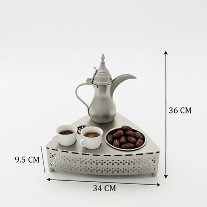 طقم قهوة عربية مع وعاء تمر