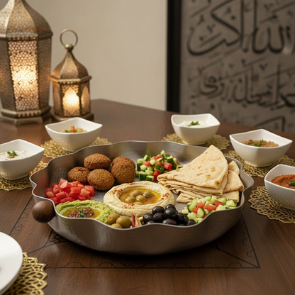 صينية تقديم معدنية كبيرة