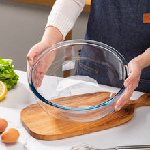 وعاء زجاجي كبير