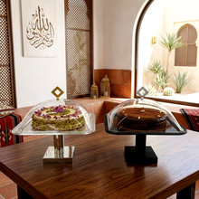 طبق تقديم كيك بغطاء وسط Diva Lady