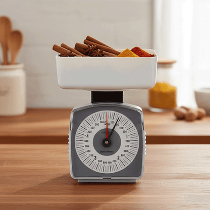 ميزان ميكانيكي مع وعاء