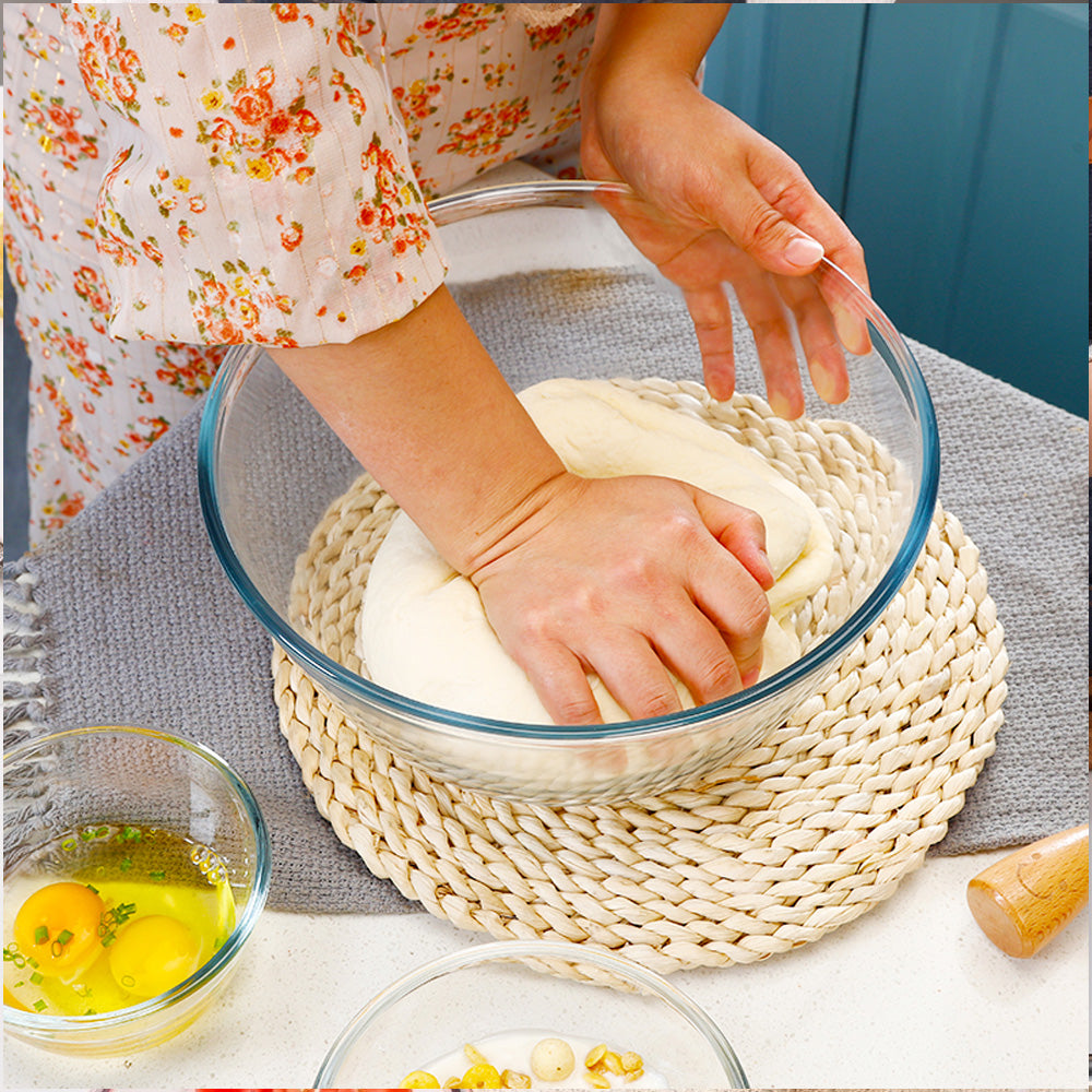 وعاء زجاجي كبير