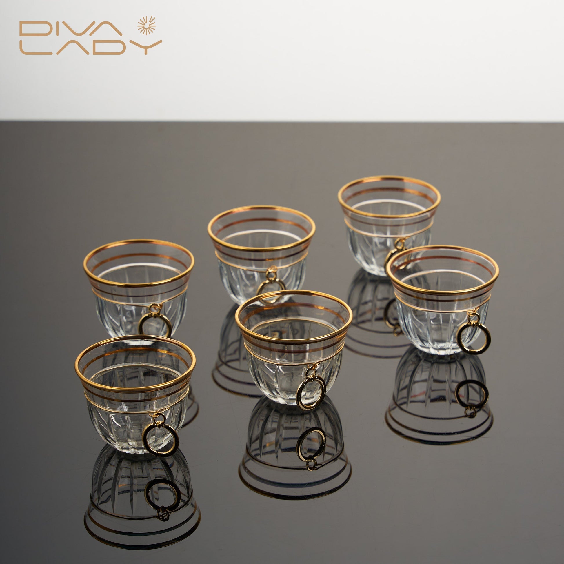 طقم استكانه و فنجان مع حلقة Diva Lady