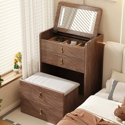 خزانة خشبية مع مرآة مخفية