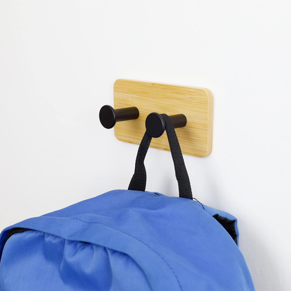 علاقة حائط خشبية راقية