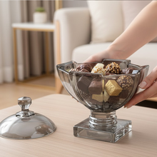وعاء تقديم زجاجي فاخر بقاعدة وغطاء