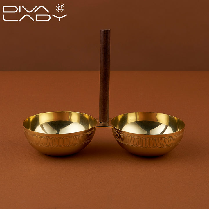 Double bowl wooden stand