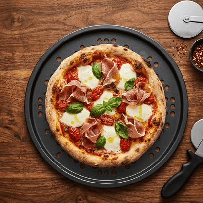 صينية بيتزا مثقبة
