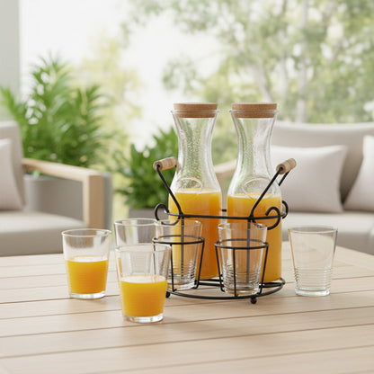 برطمانات مع أكواب وحامل