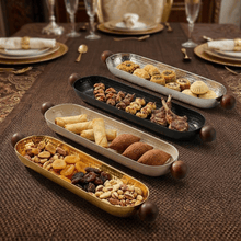 صحون تقديم بمقابض خشبية