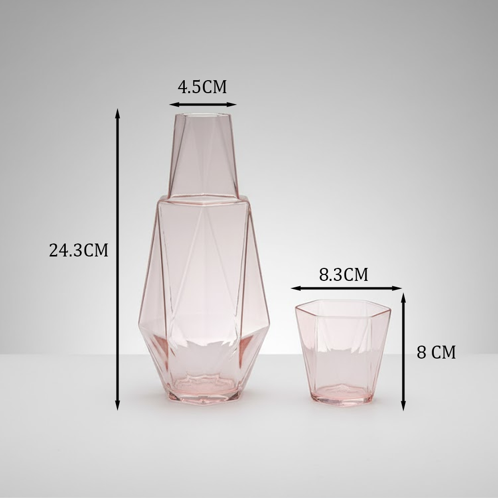 طقم قارورة وكوب زجاجي هندسي