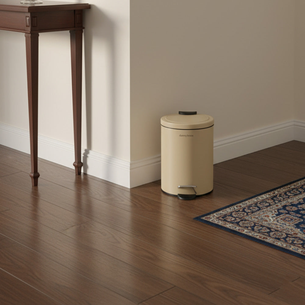 سلة المهملات بدواسة نيولكون