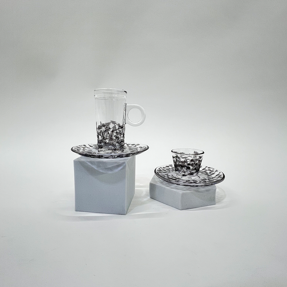 طقم استكانة وفنجان 18قطعة Diva Lady