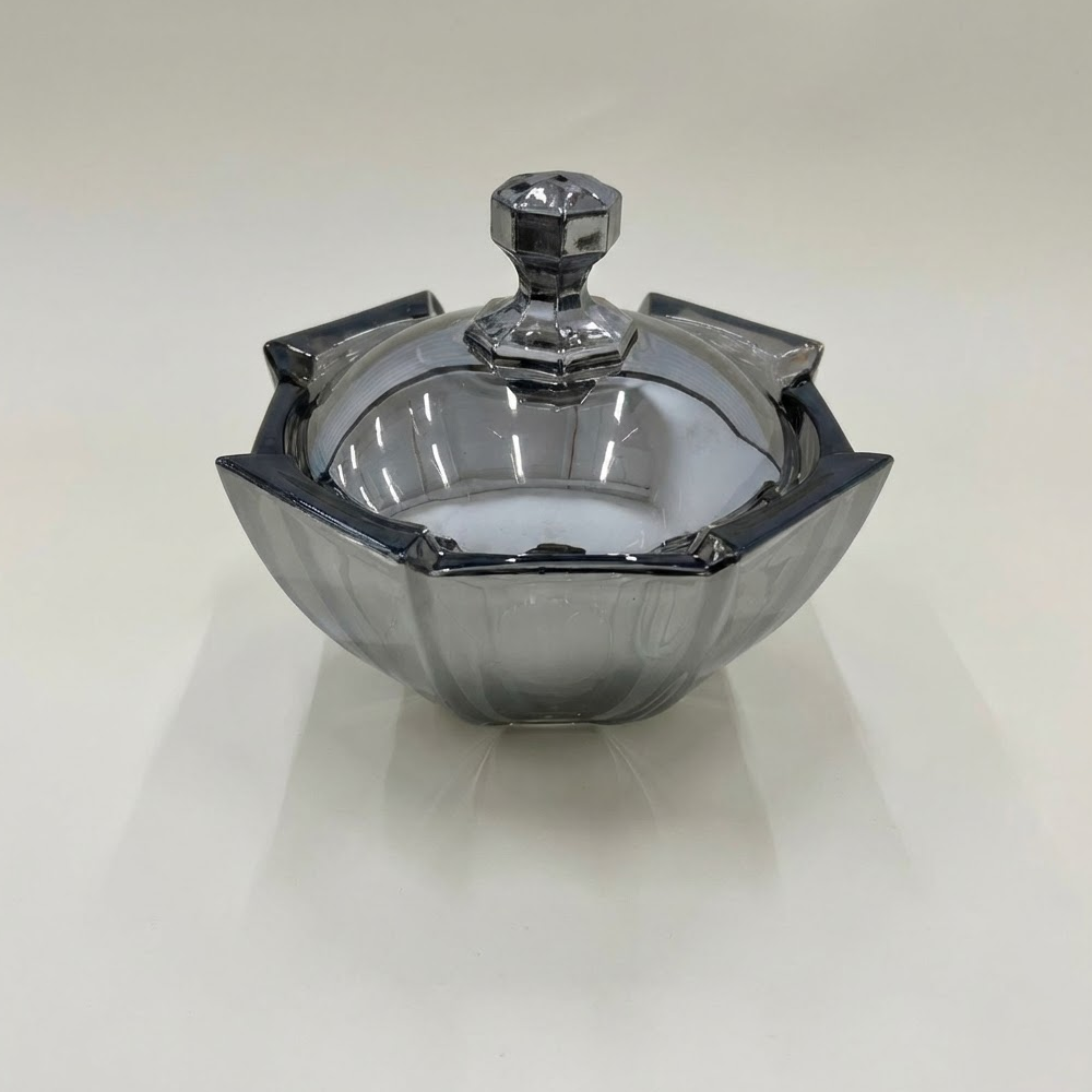 وعاء تقديم زجاجي أنيق بغطاء شفاف