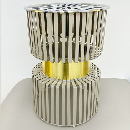 دوة و شواية معدنية بإطار ذهبي