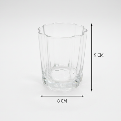 طقم أكواب زجاجية بسطح متعروج