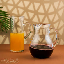 ابريق زجاج شفاف