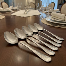 ملاعق مزركشة فاخرة