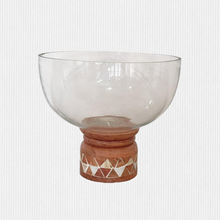 وعاء زجاجى صغير