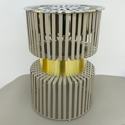 دوة و شواية معدنية بإطار ذهبي