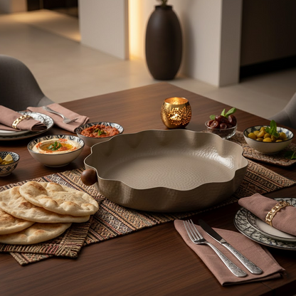 صينية تقديم معدنية كبيرة