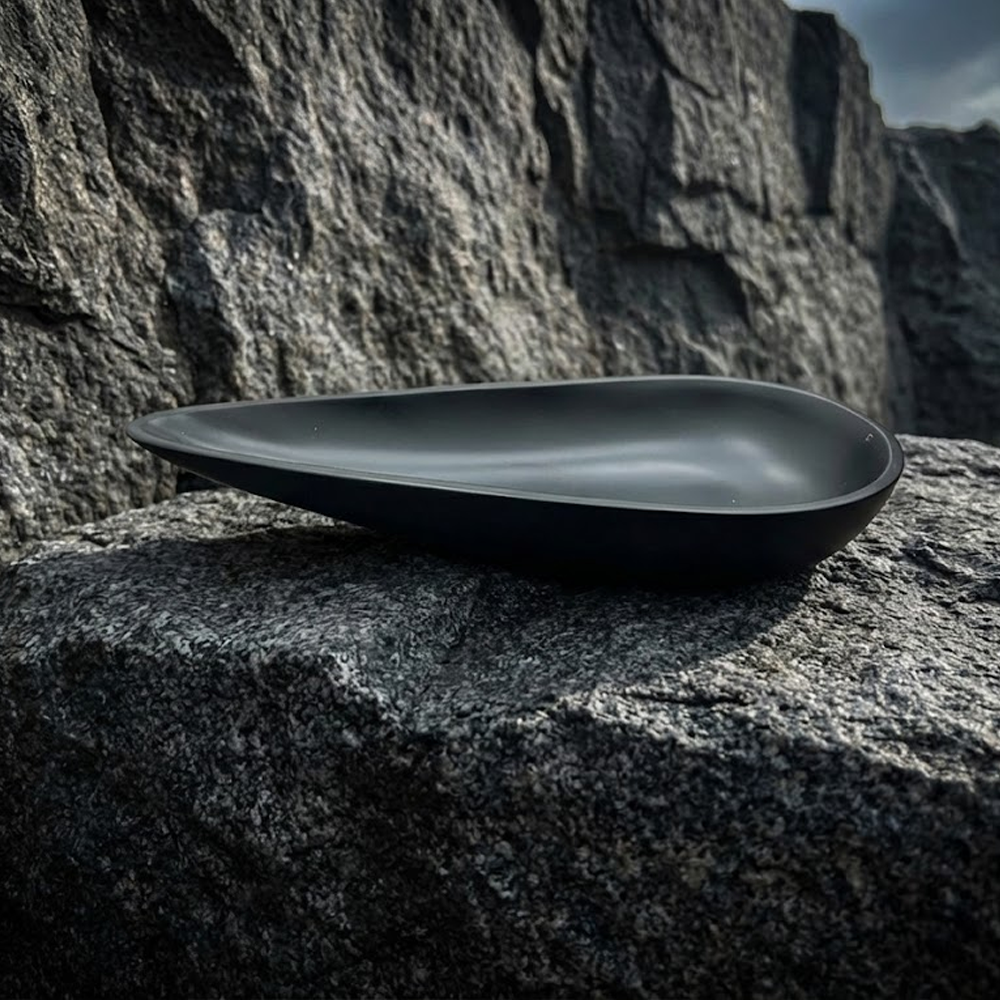 وعاء تقديم كبير بتصميم عصري بالوان متعددة