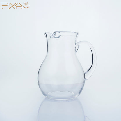 ابريق زجاج شفاف