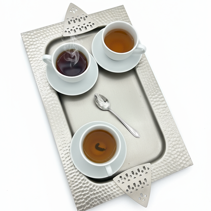 صينية معدنية فاخرة بنقوش هندسية