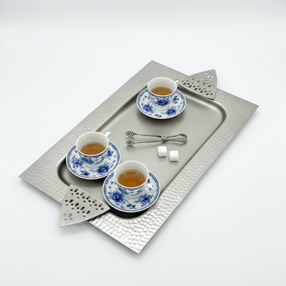 صينية معدنية فاخرة بنقوش هندسية