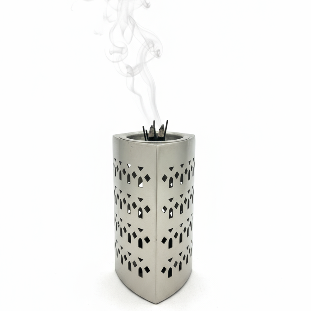 مبخر معدني فاخر بنقوش هندسية