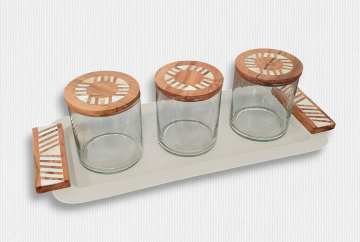 Tray with 3 jars