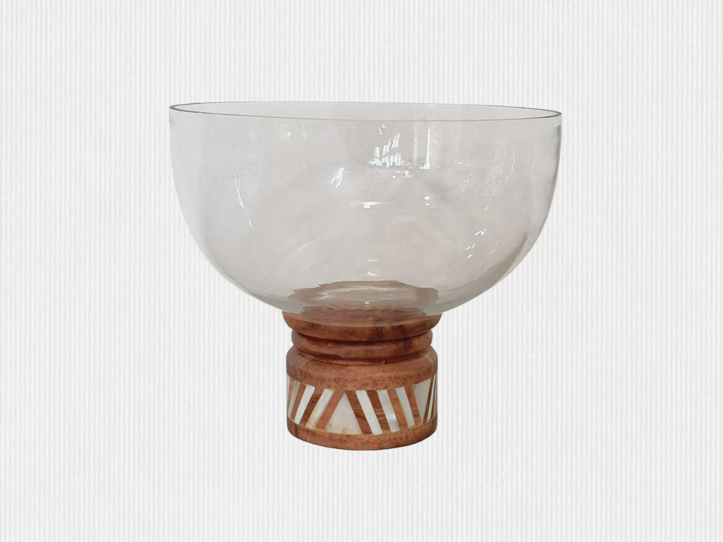 وعاء زجاجى صغير